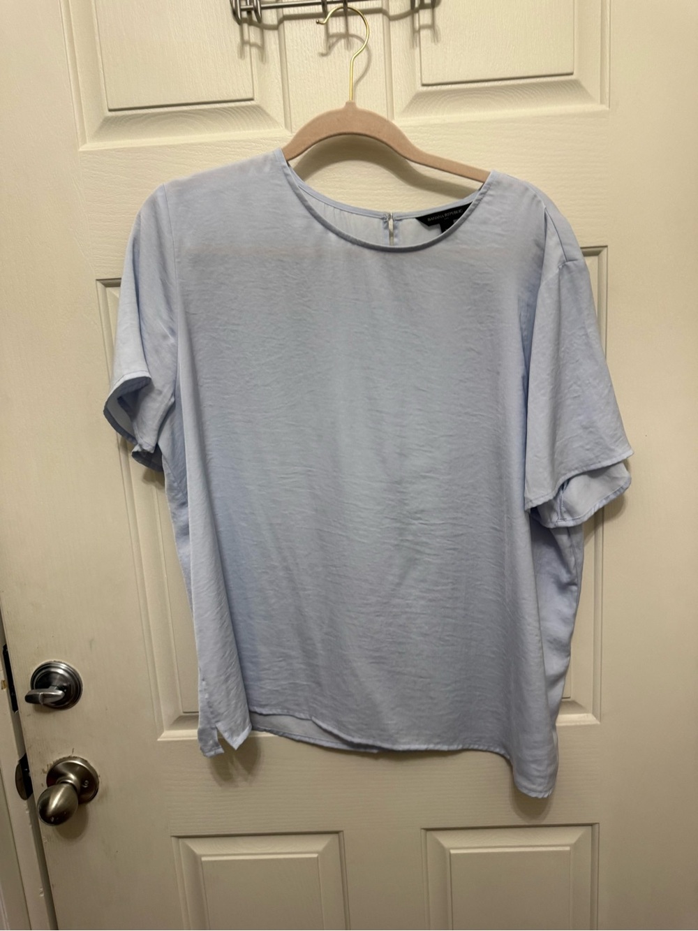 Banana Republic Light Blue Short Sleeve Women’s top
